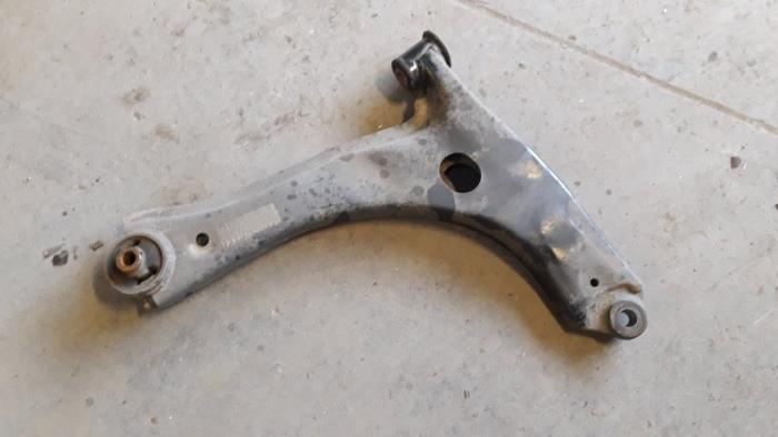 Front lower wishbone, right from a Ford Transit Custom 2.0 TDCi 16V Eco Blue 130 2017