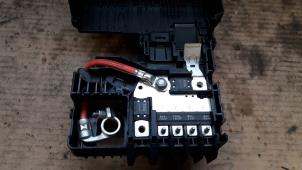 Used Fuse box Opel Meriva 1.4 16V Ecotec Price on request offered by Autodemontage Joko B.V.
