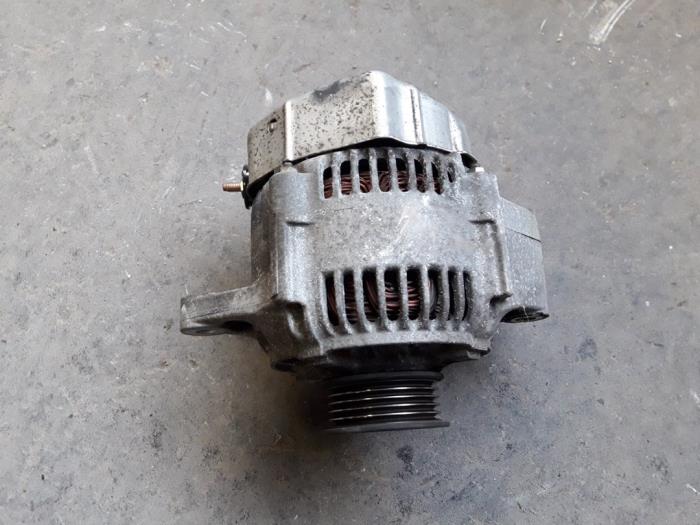 Begagnade Dynamo Suzuki SX4 (EY/GY) 1.6 16V VVT Comfort,Exclusive Autom. Pris på förfrågan erbjuds av Autodemontage Joko B.V.