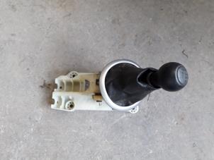Used Gear stick Suzuki SX4 (EY/GY) 1.6 16V VVT Comfort,Exclusive Autom. Price on request offered by Autodemontage Joko B.V.