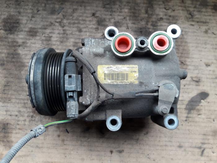 Usagé Compresseur de clim Ford Focus 1 1.6 16V Prix sur demande proposé par Autodemontage Joko B.V.