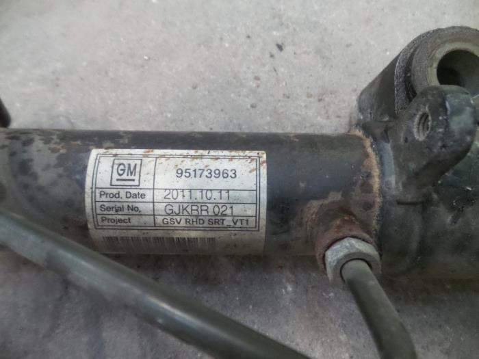 Power steering box Chevrolet Aveo 1.2 16V - 95173963 GM