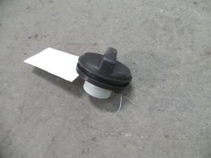 Used Fuel cap Chevrolet Aveo 1.2 16V Price on request offered by Autodemontage Joko B.V.