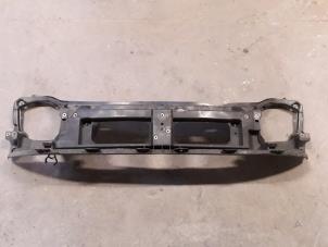 Used Front panel Opel Vivaro 2.0 CDTI Price on request offered by Autodemontage Joko B.V.