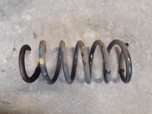 Used Front spring screw Opel Vivaro 2.0 CDTI Price on request offered by Autodemontage Joko B.V.