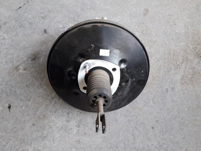 Usados Servofreno Opel Vivaro 2.0 CDTI Precio de solicitud ofrecido por Autodemontage Joko B.V.