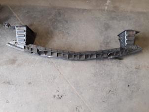 Used Front bumper frame Opel Signum (F48) 2.2 DGI 16V Price on request offered by Autodemontage Joko B.V.