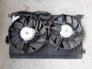 Used Cooling fans Opel Signum (F48) 2.2 DGI 16V Price on request offered by Autodemontage Joko B.V.
