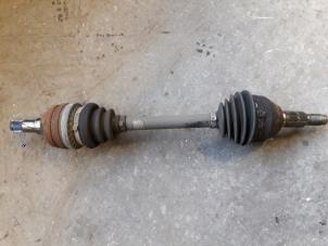 Used Front drive shaft, left Opel Signum (F48) 2.2 DGI 16V Price on request offered by Autodemontage Joko B.V.