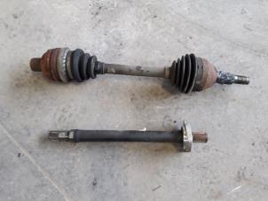 Used Front drive shaft, right Opel Signum (F48) 2.2 DGI 16V Price on request offered by Autodemontage Joko B.V.