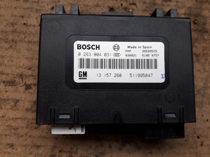 Begagnade PDC-modul Opel Signum (F48) 2.2 DGI 16V Pris på förfrågan erbjuds av Autodemontage Joko B.V.