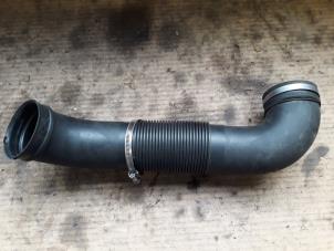 Used Air intake hose Opel Signum (F48) 2.2 DGI 16V Price on request offered by Autodemontage Joko B.V.