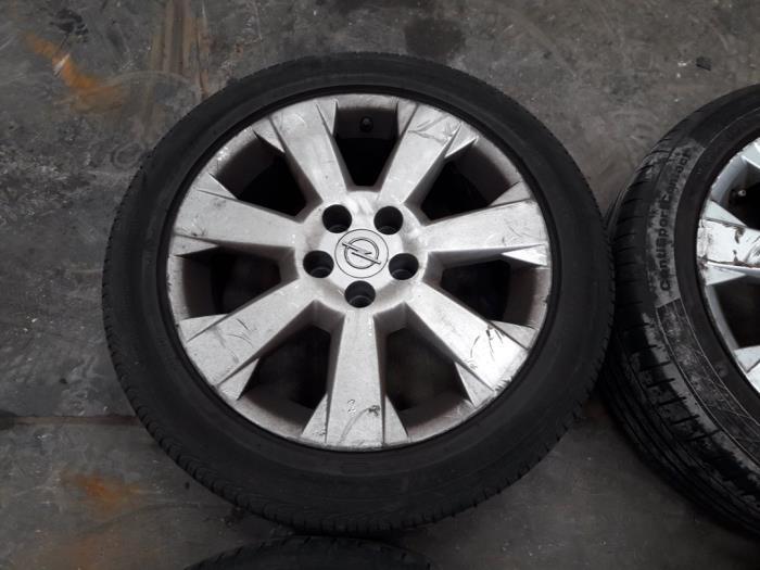 2l Opel Rims Set of sports wheels Opel Signum 2.2 DGI 16V - 24431911 Alloy RONAL