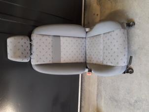 Used Seat, left Hyundai Getz 1.3i 12V Price on request offered by Autodemontage Joko B.V.