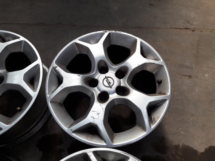 Set Of Sports Wheels Opel Zafira 1.9 Cdti - 13116659 Alloy Opel