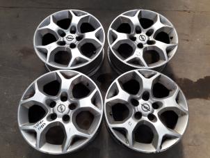 Begagnade Sporthjulsuppsättning Opel Zafira (M75) 1.9 CDTI Pris på förfrågan erbjuds av Autodemontage Joko B.V.