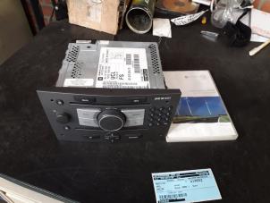 Używane Radioodtwarzacz CD Opel Zafira (M75) 1.9 CDTI Cena na żądanie oferowane przez Autodemontage Joko B.V.