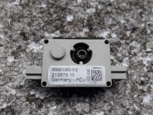 Used Antenna Amplifier BMW 5 serie Touring (E61) 525d 24V Price on request offered by Autodemontage Joko B.V.