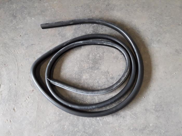 Türgummi 4-türig rechts vorne BMW 5 serie Touring 525d 24V 