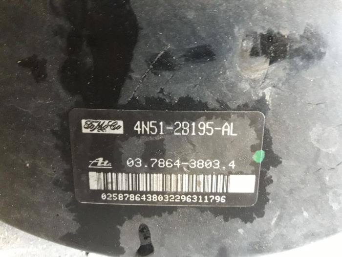 Usados Servofreno Volvo S40 (MS) 1.6 D 16V Precio de solicitud ofrecido por Autodemontage Joko B.V.
