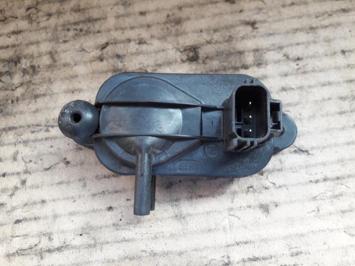 Begagnade Partikelfiltersensor Volvo S40 (MS) 1.6 D 16V Pris på förfrågan erbjuds av Autodemontage Joko B.V.
