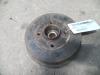 Rear brake drum from a Renault Clio II (BB/CB), 1998 / 2016 1.6 16V, Hatchback, Petrol, 1.598cc, 79kW (107pk), FWD, K4M708; K4M748, 2001-06 / 2003-12, BB0H; BB1D; CB1D 2004