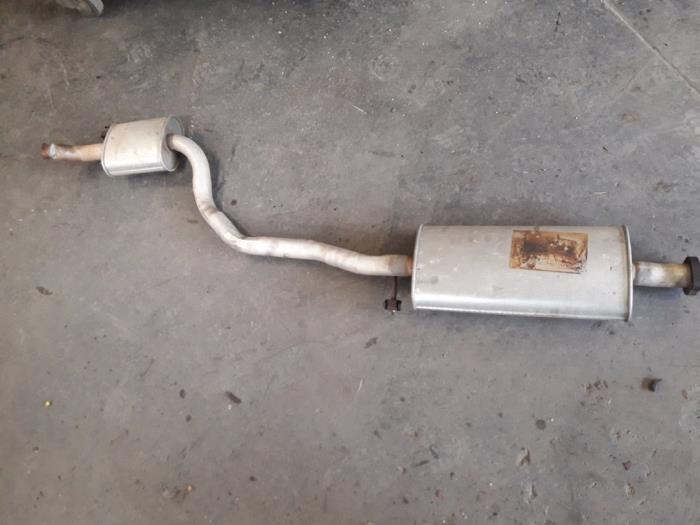 Gebrauchte Auspuff Mitteldämpfer Alfa Romeo 147 (937) 1.6 Twin Spark 16V Preis auf Anfrage angeboten von Autodemontage Joko B.V.