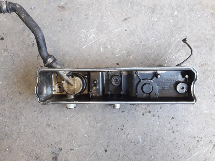 Gebrauchte Ventildeckel Ford Transit Connect 1.8 TDCi 75 Preis auf Anfrage angeboten von Autodemontage Joko B.V.