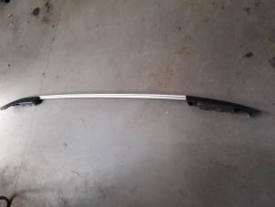Used Roof rail, right Citroen C4 Picasso (UD/UE/UF) 1.6 HDiF 16V 110 Price on request offered by Autodemontage Joko B.V.
