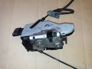Used Front door lock mechanism 4-door, right Citroen C4 Picasso (UD/UE/UF) 1.6 HDiF 16V 110 Price on request offered by Autodemontage Joko B.V.