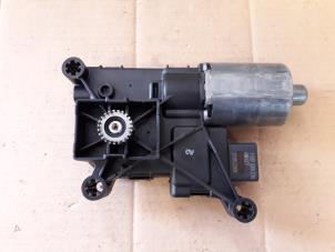 Usados Motor de techo deslizante Citroen C4 Picasso (UD/UE/UF) 1.6 HDiF 16V 110 Precio de solicitud ofrecido por Autodemontage Joko B.V.