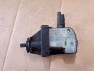 Used Central locking motor Citroen C4 Picasso (UD/UE/UF) 1.6 HDiF 16V 110 Price on request offered by Autodemontage Joko B.V.