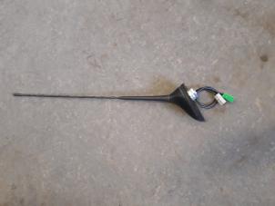 Used Antenna Citroen C4 Picasso (UD/UE/UF) 1.6 HDiF 16V 110 Price on request offered by Autodemontage Joko B.V.