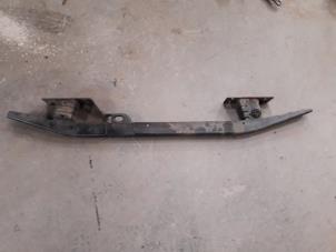 Used Radiator bar Renault Twingo II (CN) 1.5 dCi 70 Price on request offered by Autodemontage Joko B.V.