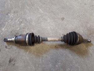 Used Front drive shaft, left Renault Twingo II (CN) 1.5 dCi 70 Price on request offered by Autodemontage Joko B.V.