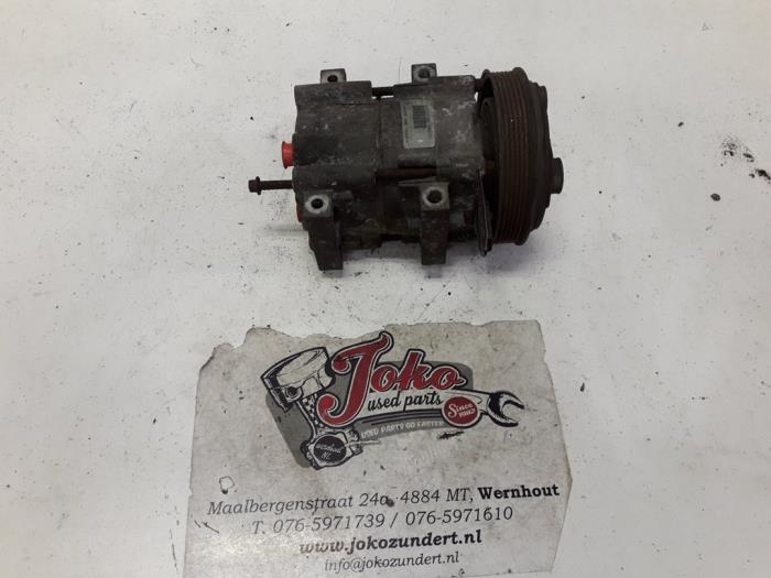 Usagé Pompe clim Ford Mondeo I 2.0i 16V (U9) Prix sur demande proposé par Autodemontage Joko B.V.