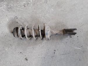 Used Front shock absorber rod, right Renault Clio II (BB/CB) 1.4 Price on request offered by Autodemontage Joko B.V.
