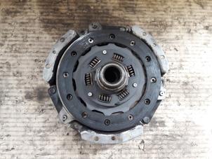 Used Clutch kit (complete) Renault Clio II (BB/CB) 1.4 Price on request offered by Autodemontage Joko B.V.
