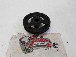 Used Crankshaft pulley Opel Signum (F48) 2.2 DGI 16V Price on request offered by Autodemontage Joko B.V.