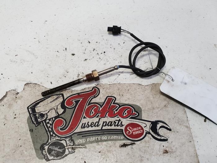 Usagé Sensor température d’échappement Chrysler 300 C 3.0 CRD V6 24V Prix sur demande proposé par Autodemontage Joko B.V.