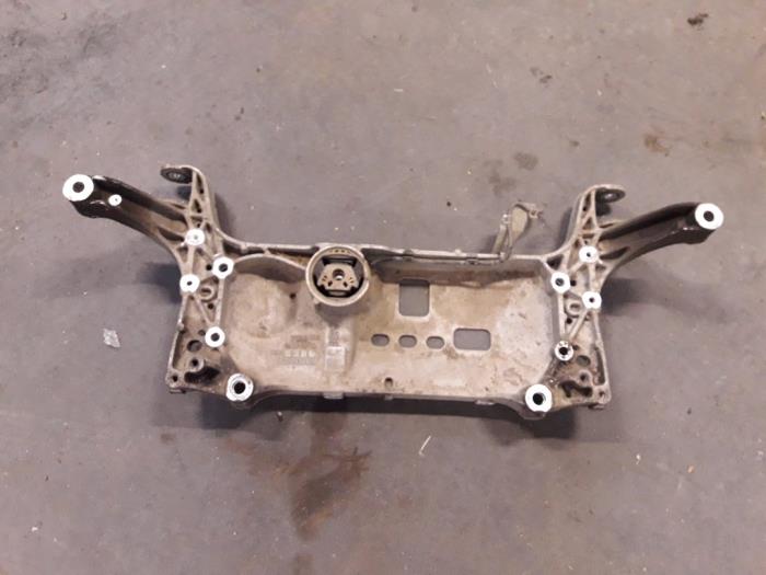 Subframe Volkswagen Passat Variant 1.4 Tsi 16v Ecofuel - 7n0199369a