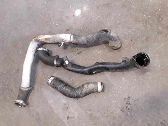 Gebrauchte Intercooler Schlauch Volkswagen Passat Variant (3C5) 1.4 TSI 16V EcoFuel Preis auf Anfrage angeboten von Autodemontage Joko B.V.