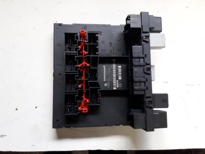Usagé Module (divers) Volkswagen Passat Variant (3C5) 1.4 TSI 16V EcoFuel Prix sur demande proposé par Autodemontage Joko B.V.