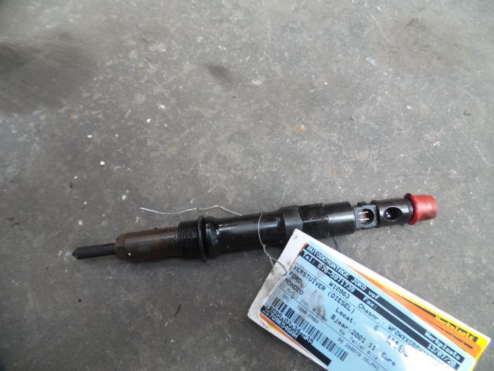 Usagé Injecteurs Ford Mondeo III Wagon 2.0 TDCi 130 16V Prix sur demande proposé par Autodemontage Joko B.V.