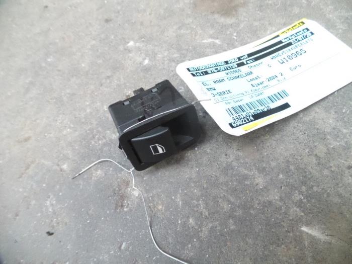 Usados Interruptor de ventanilla eléctrica BMW 3 serie (E46/4) 330i 24V Precio de solicitud ofrecido por Autodemontage Joko B.V.
