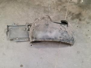 Used Wheel arch liner BMW 3 serie (E46/2) 318 Ci 16V Price on request offered by Autodemontage Joko B.V.