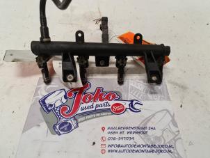 Used Fuel injector nozzle Peugeot 206 (2A/C/H/J/S) 1.1 XN,XR Price on request offered by Autodemontage Joko B.V.