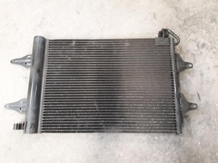 Air conditioning condenser from a Volkswagen Polo Fun 1.2 12V 2004