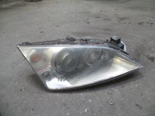 Used Headlight, right Ford Mondeo Price on request offered by Autodemontage Joko B.V.