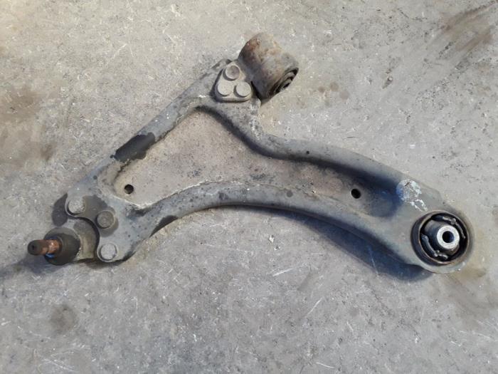 Front lower wishbone, left from a Opel Meriva 1.4 16V Twinport 2010